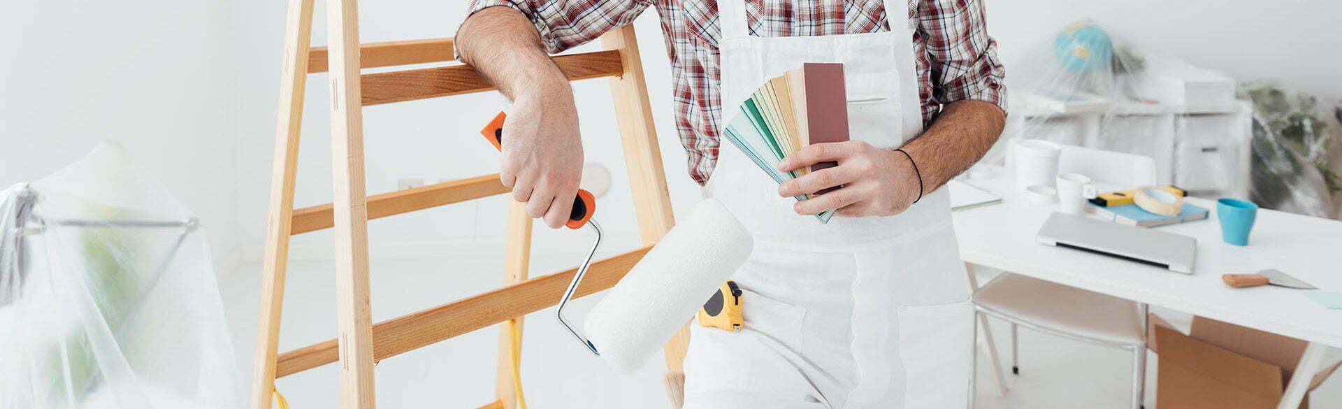 Praca malarz - 1920 px - zdjęcie w tle oferta pracy malarz